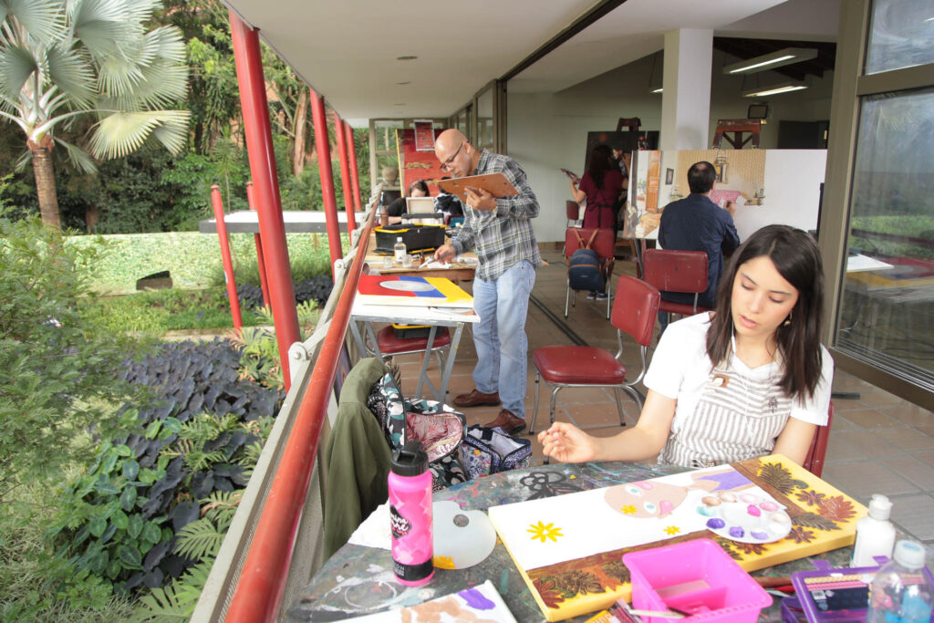 Arte integrado - Escuela de artes - Museo el Castillo